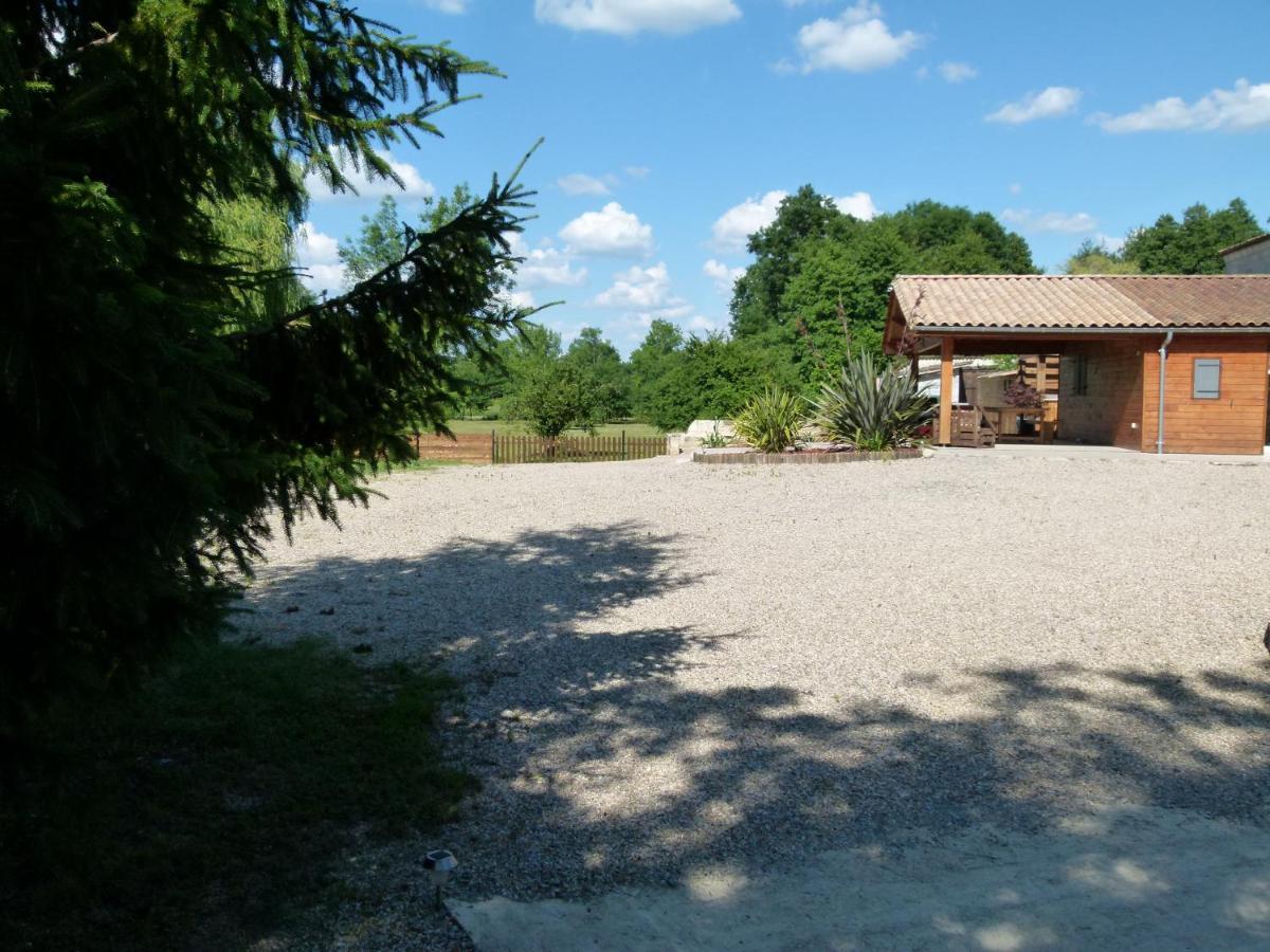 Les Chambres D'Ausilia Sablons  Exterior photo